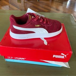 NWT Puma Astro Kick Maroon and White Sneaker